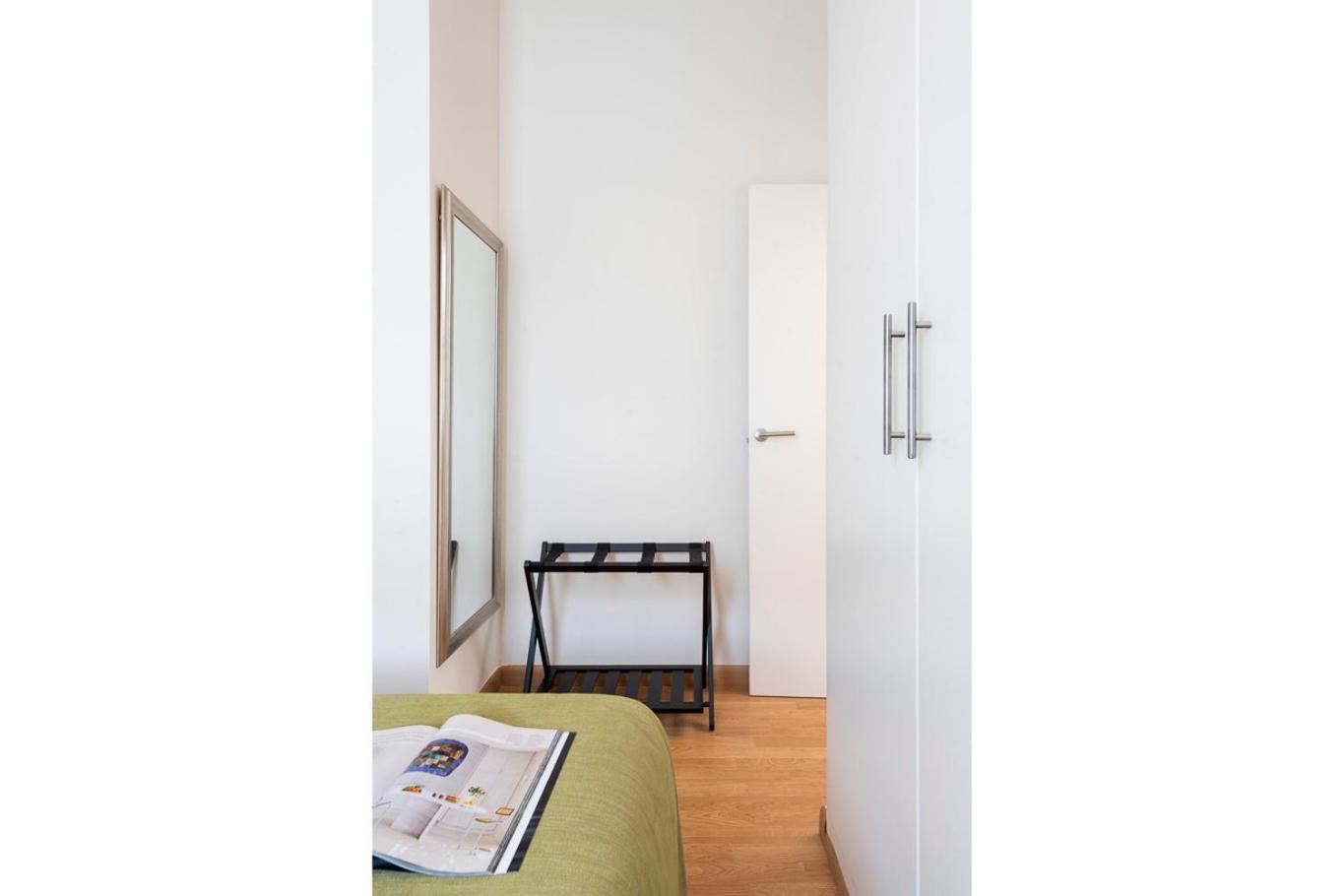 Familiar Nuevo De Diseno En La Mejor Zona De Triana, Parking Included Appartement *